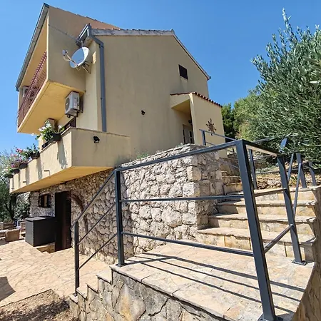 Casa Malinas